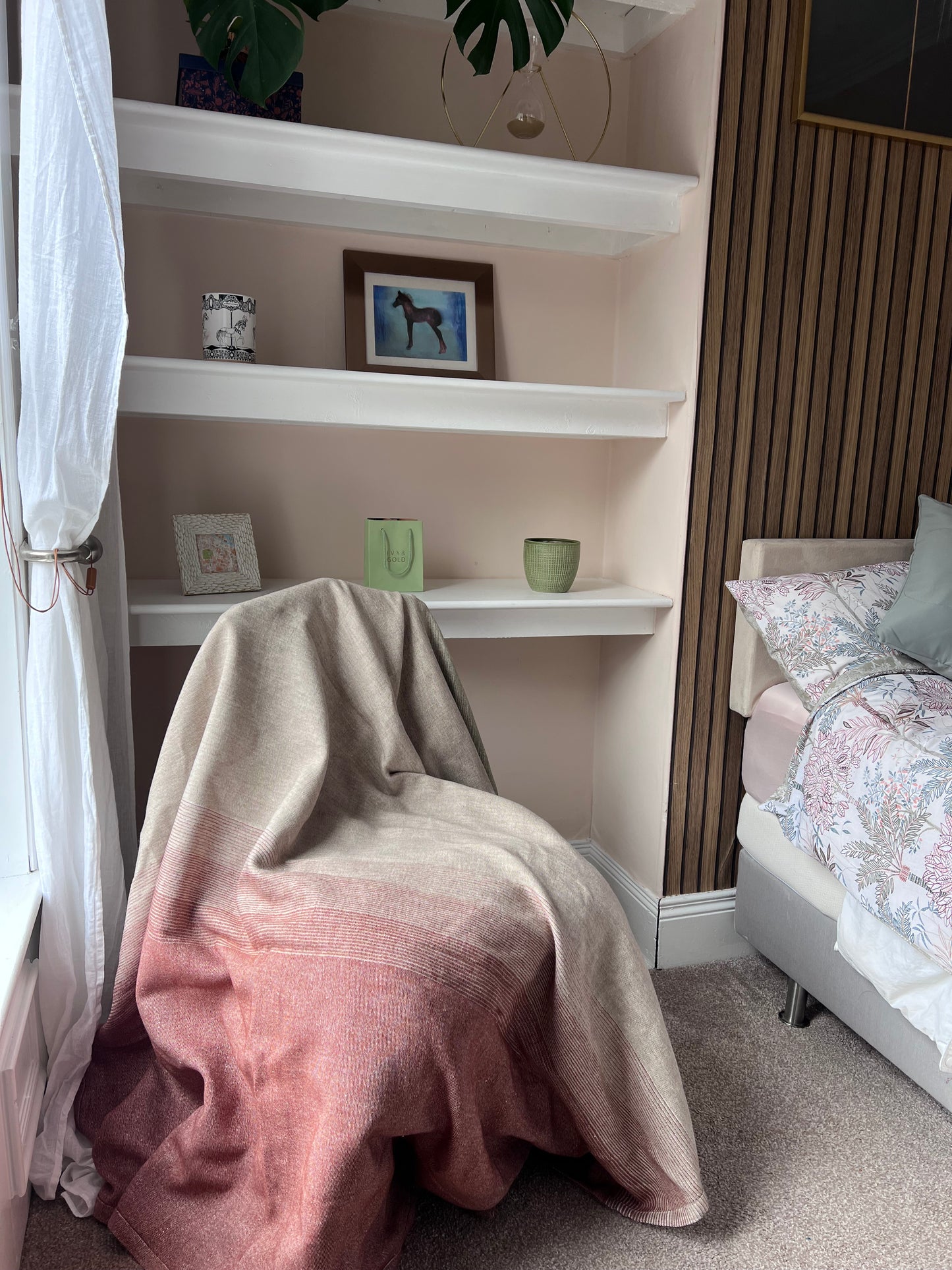 Fillteán Irish Linen Blanket
